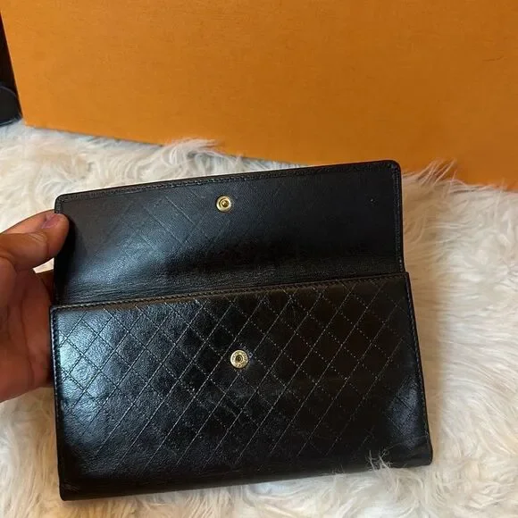 Chanel Camelia Wallet - Picture 5 of 16